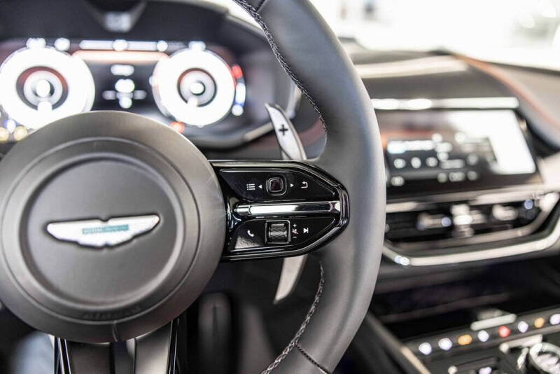 2026 Aston Martin DBX 707