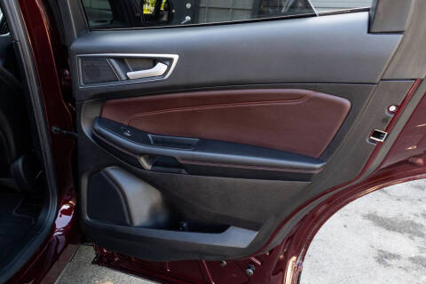 2021 Ford Edge Titanium