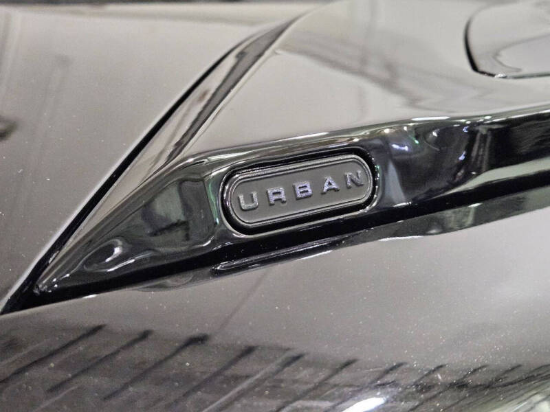 2024 Land Rover Defender 110