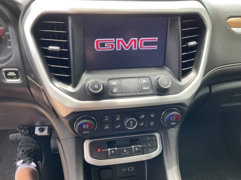 2020 GMC Acadia SLE