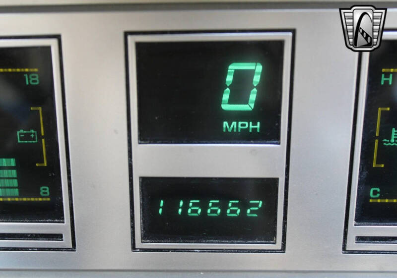 1986 Chrysler Le Baron Mark Cross