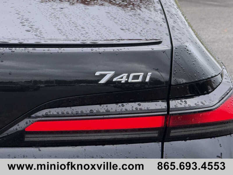 2023 BMW 7 Series 740i