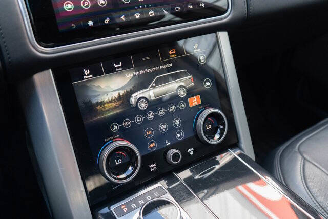2019 Land Rover Range Rover 17