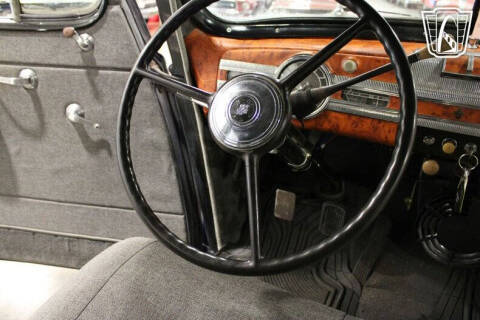 1939 Packard Six