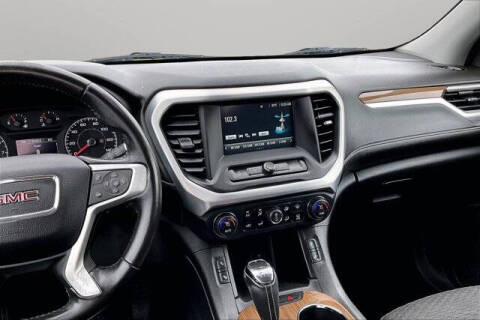2019 GMC Acadia SLE-2