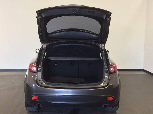 2016 Mazda MAZDA3 s Grand Touring