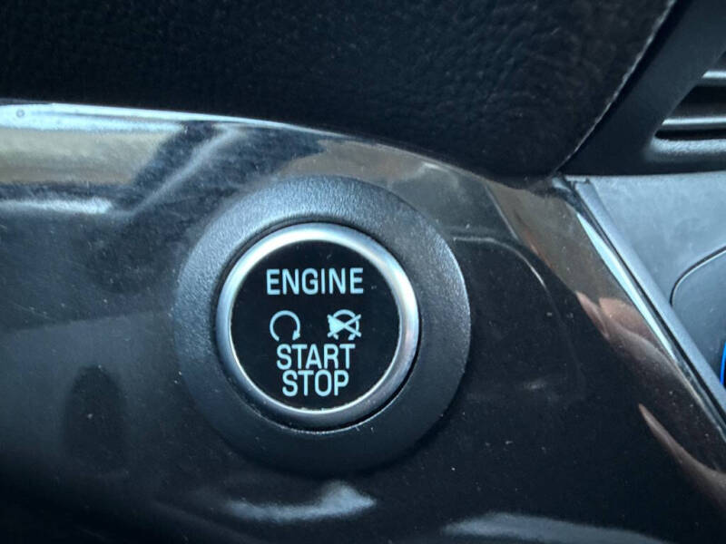 2017 Ford C-MAX Energi Titanium