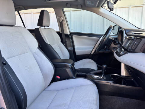 2016 Toyota RAV4 XLE