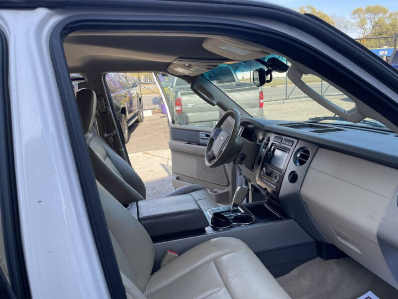 2011 Ford Expedition XLT