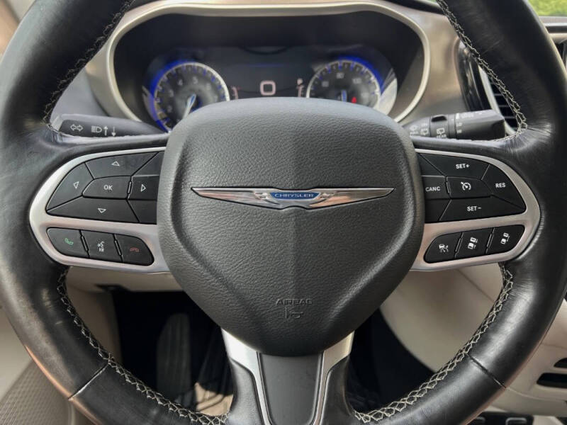 2021 Chrysler Pacifica Touring L