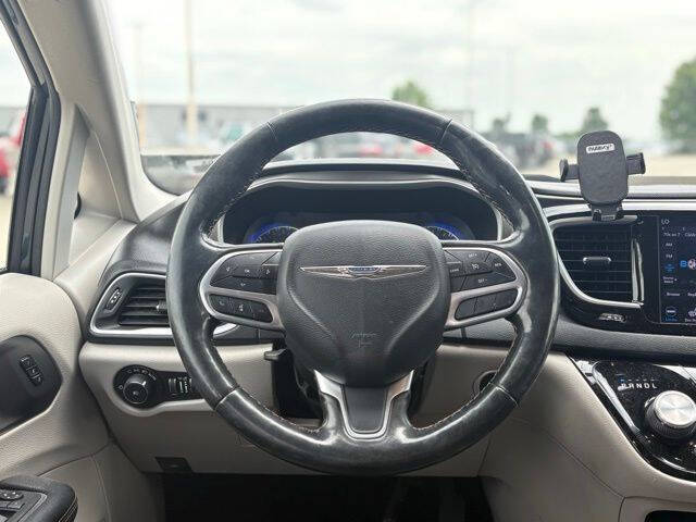 2020 Chrysler Pacifica Touring L