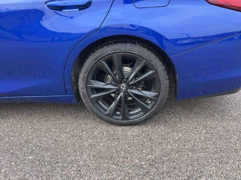 2023 Lexus ES 350 F SPORT Handling