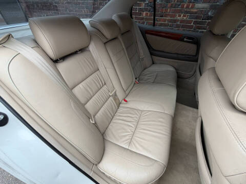 2000 Lexus GS 300