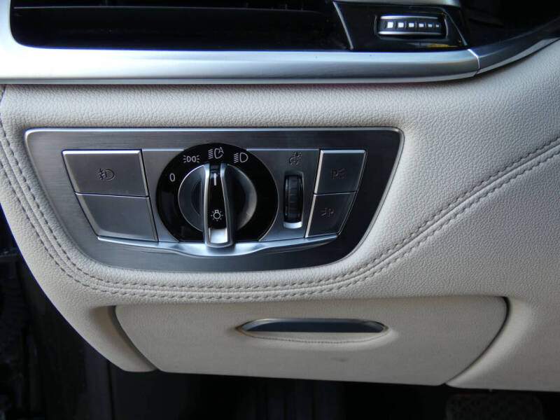 2016 BMW 7 Series 750i xDrive