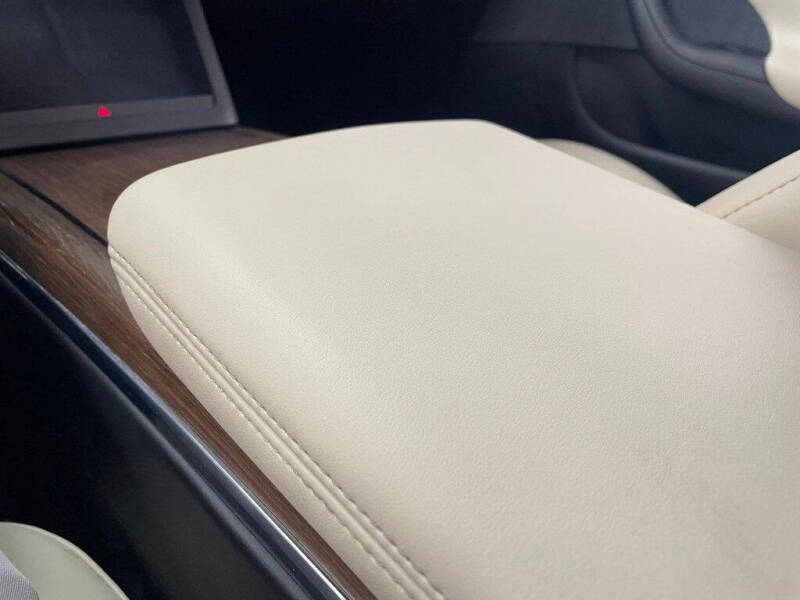 2021 Tesla Model S Long Range