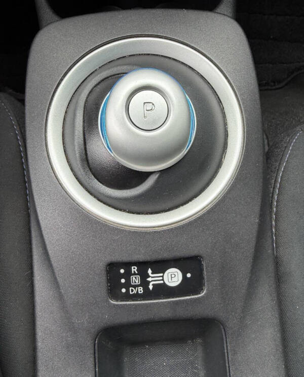 2017 Nissan LEAF S