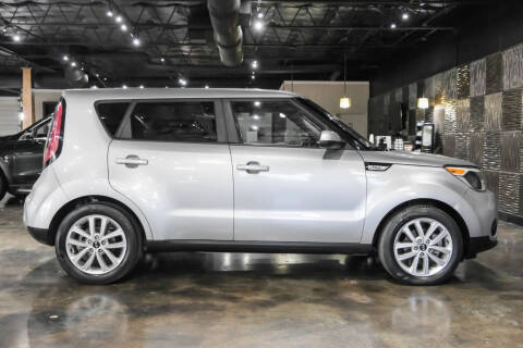 2019 Kia Soul +
