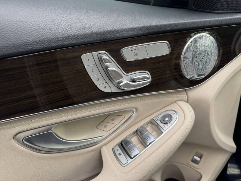 2015 Mercedes-Benz C-Class C 300 4MATIC