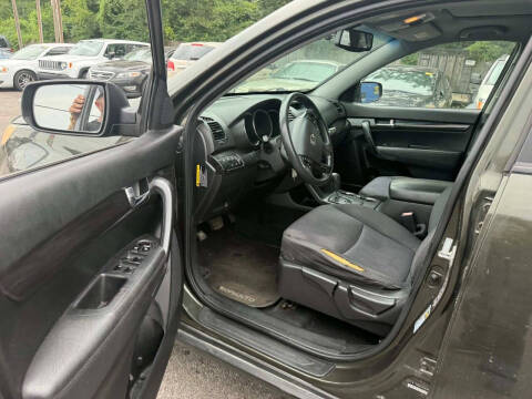 2011 Kia Sorento LX