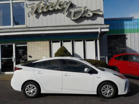 2022 Toyota Prius LE