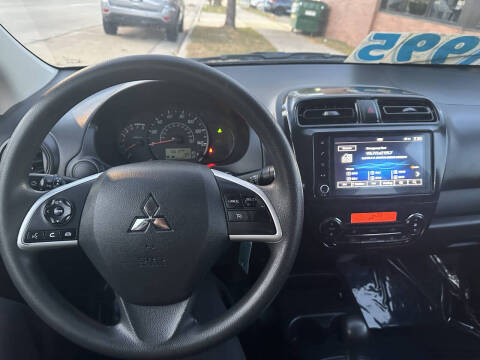 2022 Mitsubishi Mirage G4 ES