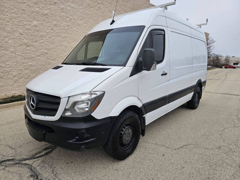 2017 Mercedes-Benz Sprinter WORKER Cargo Van Base photo 2