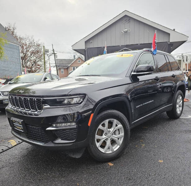 2023 Jeep Grand Cherokee Limited's photo