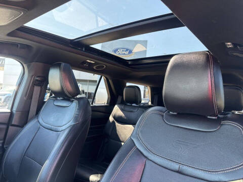 2023 Ford Explorer ST