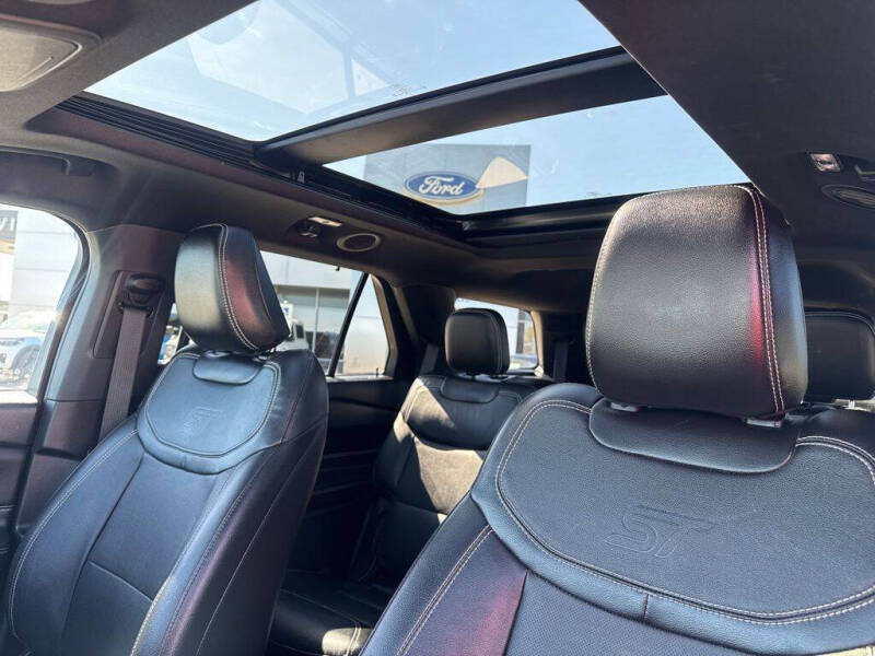 2023 Ford Explorer ST