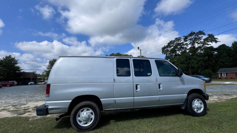 2007 Ford Econoline Van Commercial photo 40