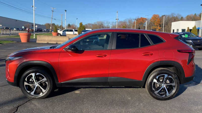 2024 Chevrolet Trax RS