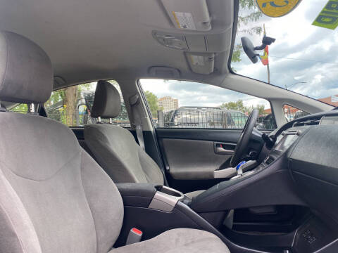 2015 Toyota Prius Plug-in Hybrid