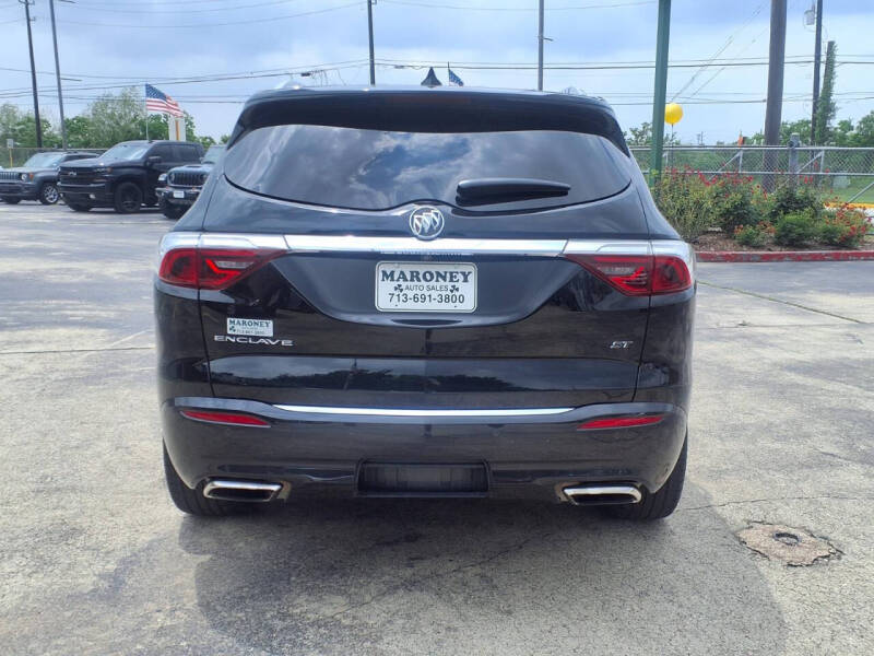 2022 Buick Enclave Essence