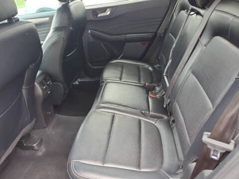 2021 Ford Escape SEL