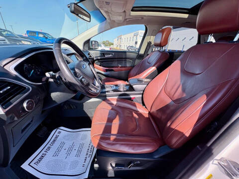 2017 Ford Edge Titanium