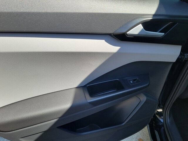 2023 Volkswagen Taos SEL 4Motion