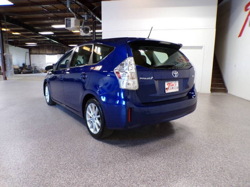 2012 Toyota Prius v Three