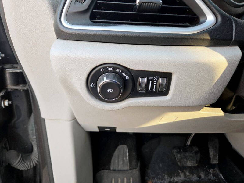 2018 Chrysler Pacifica Touring Plus