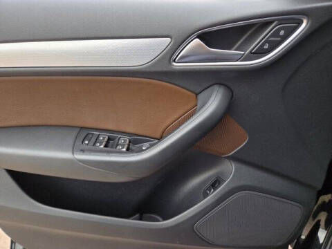 2016 Audi Q3 2.0T quattro Premium Plus