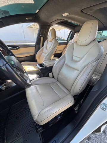 2016 Tesla Model X 90D