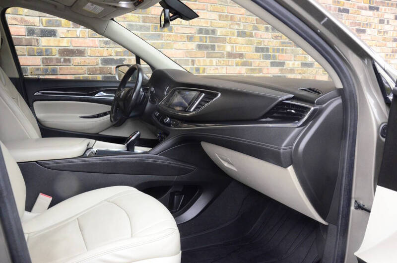 2020 Buick Enclave Essence