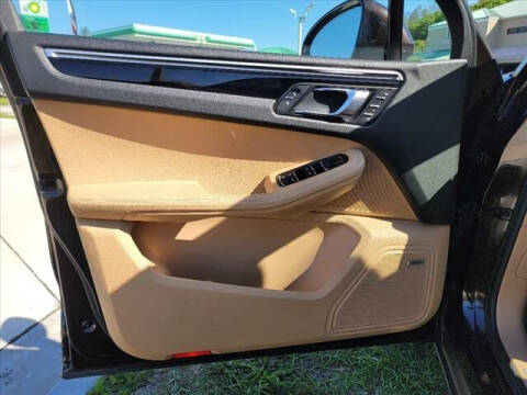 2017 Porsche Macan S