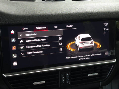 2023 Porsche Cayenne Platinum Edition