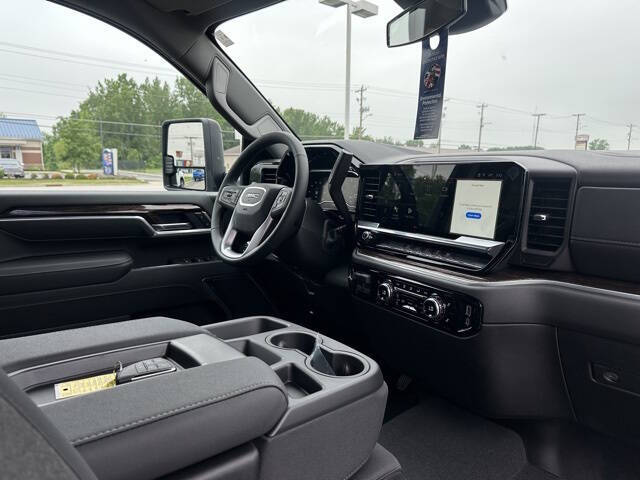 2025 GMC Sierra 2500HD