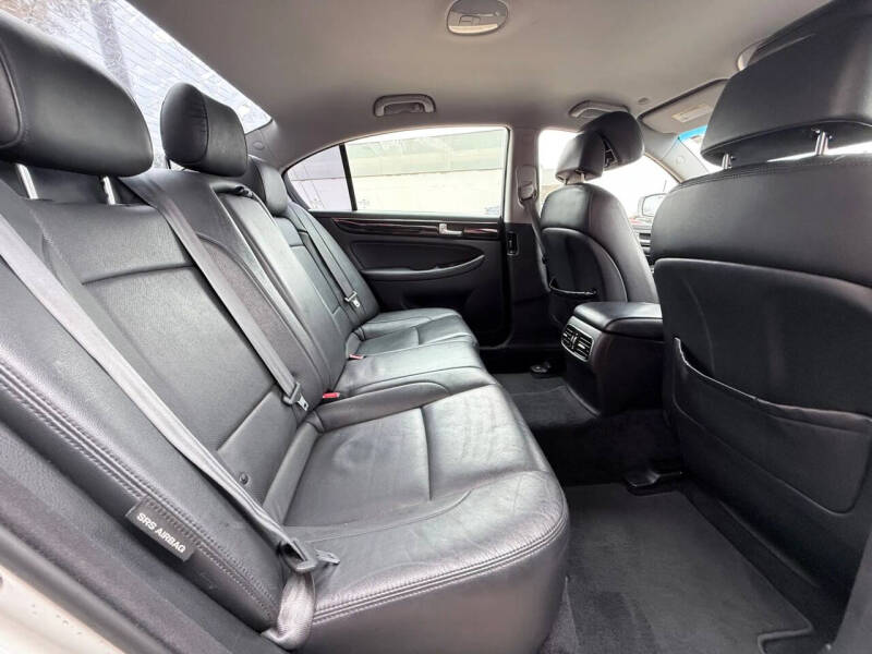 2012 Hyundai Genesis 3.8L V6