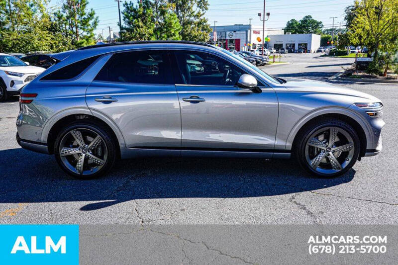 2024 Genesis GV70 2.5T Standard