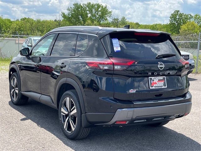 2025 Nissan Rogue SL