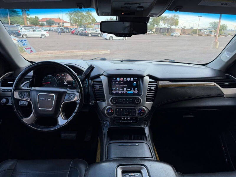 2017 GMC Yukon Denali