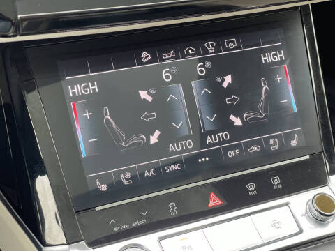 2019 Audi e-tron quattro Prestige