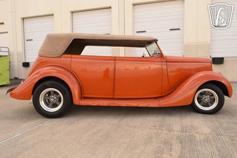 1935 Ford Phaeton